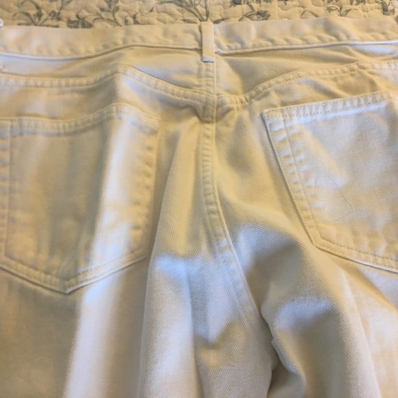 Gap Capri Button Front Denim White with Blue Embordered Cuffs size 16 - Picture 8 of 8